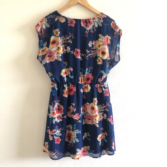 LUSH Dress Floral Mini Dress - Picture 2 of 9